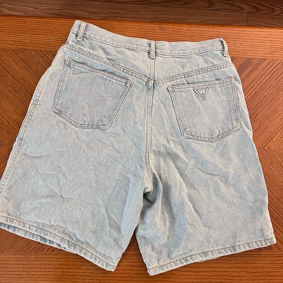 VINTAGE GUESS HIGH WAISTED DENIM SHORTS - Picture 4 of 8